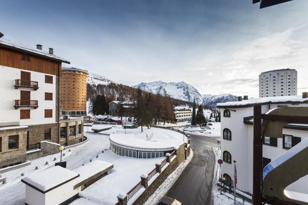 Hotel Savoy Colle Sestriere Eksteriør bilde